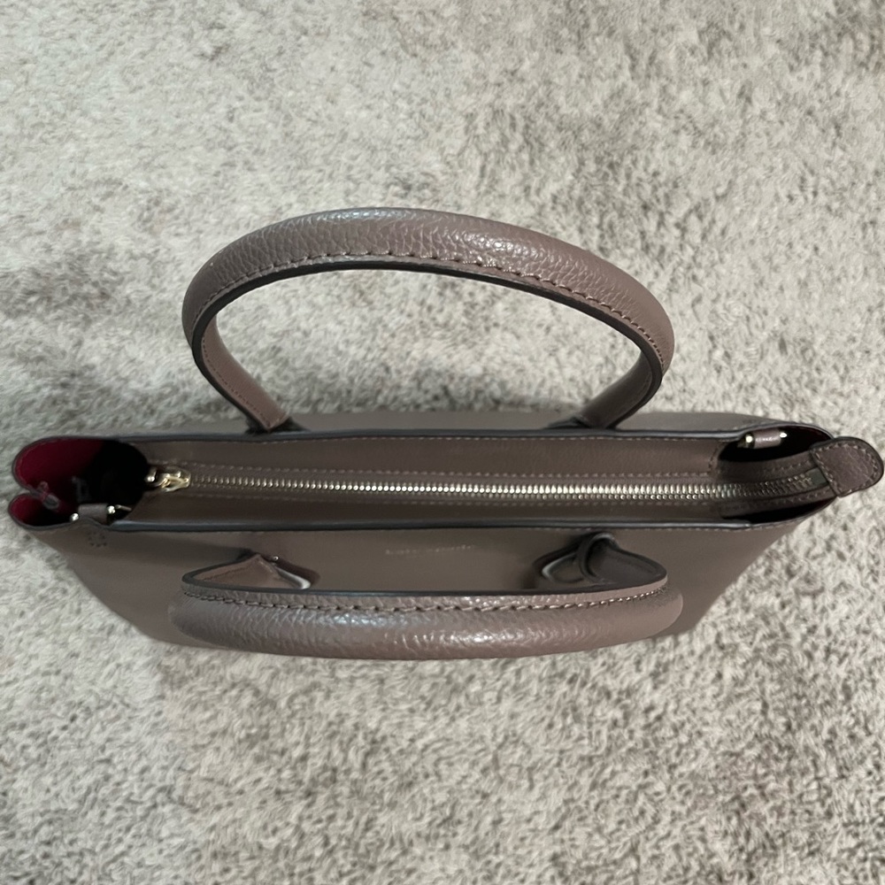 Final Price 🔥 Kate Spade, brown, with some burgundy in color. Perfect for Fall - Picture 12 of 15